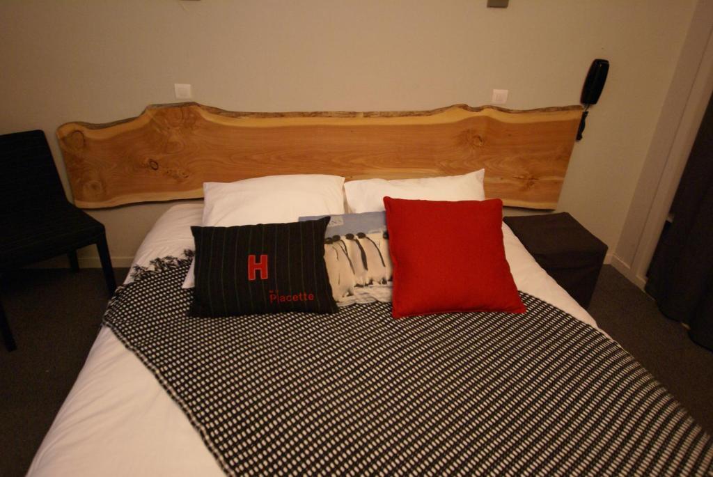 Hotel De La Placette Barcelonnette Habitación foto